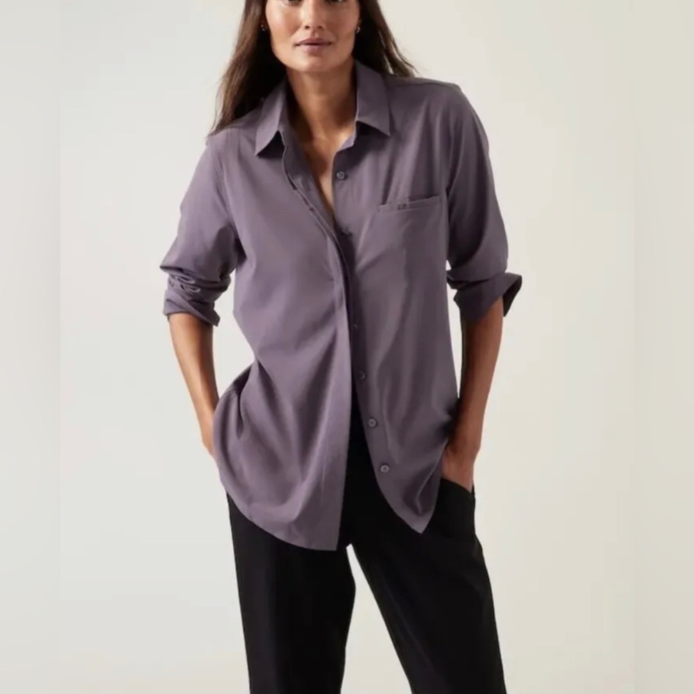 ATHLETA Urbanite Top Shirt Long Sleeve Lavender Purple Business Sport. M